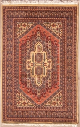 4’2”X5’8” Rug Geometric