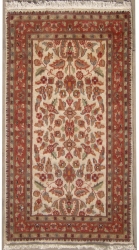 2’6”X4’1” Rug Floral