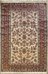 2’7”X4’1” Rug Floral
