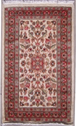 2’2”X3’3” Rug Floral