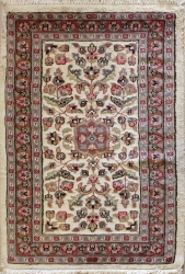 2’0”X3’3” Rug Floral