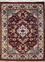 2’0”X3’1” Rug Floral