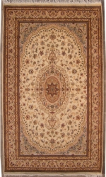 4’3”X6’4” Rug  Pak Persian Design