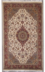 4’1”X6’3” Rug  Pak Persian Design