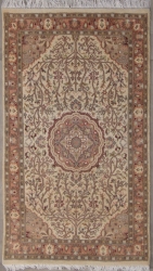 3’0”X4’11” Rug  Pak Persian Design