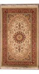 3’1”X5’3” Rug  Pak Persian Isphan Design