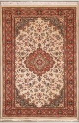 4’1”X5’11” Rug Floral