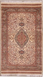 5’1”X8’4” Rug Floral