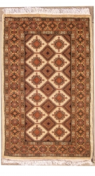 2’6”X4’2” Rug Pak Jalldar