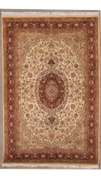 4’0”X6’1” Rug  Pak Persian Design