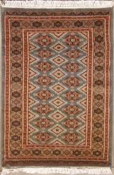 2’7”X3’11” Rug Geometric