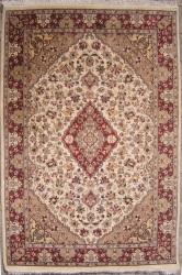 4’1”X6’4” Rug  Pak Persian Design