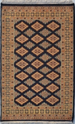 3’0”X4’11” Rug Geometric