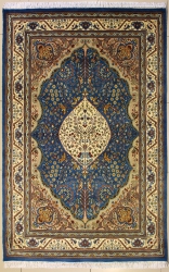 4’7”X7’4” Rug Floral