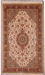 4’2”X6’5” Rug Ispahan